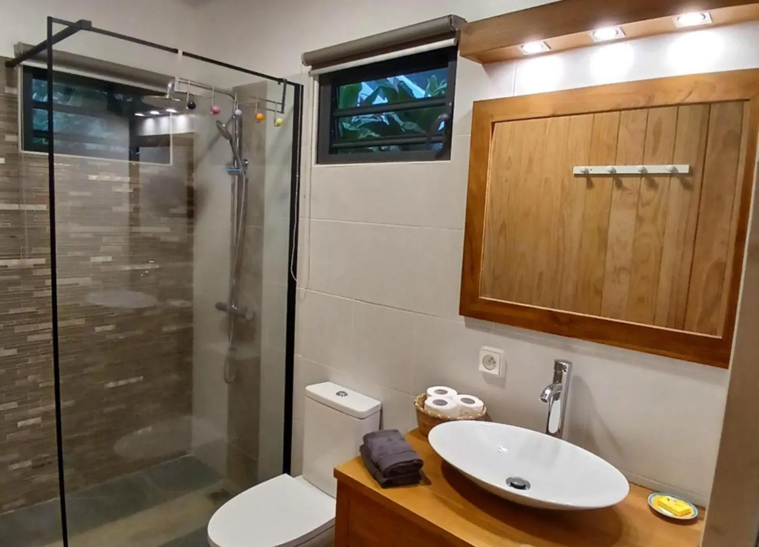 Appartement Fare Tangara à Arue  0*, Arue (Tahiti)